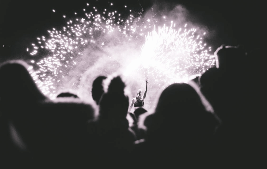 機器戰警煙火適合哪些場合？5大慶典最佳選擇，生日派對也能用！